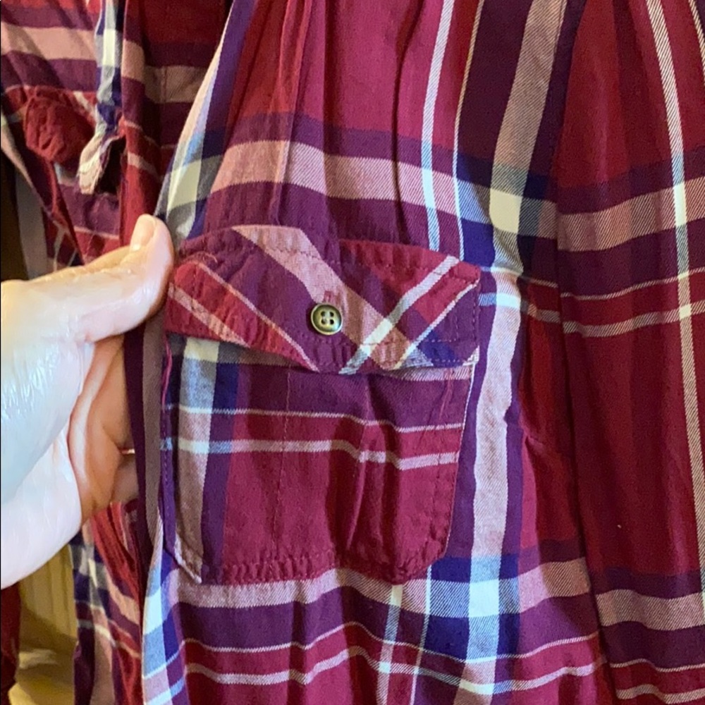 Button down shirt - Picture 2 of 3
